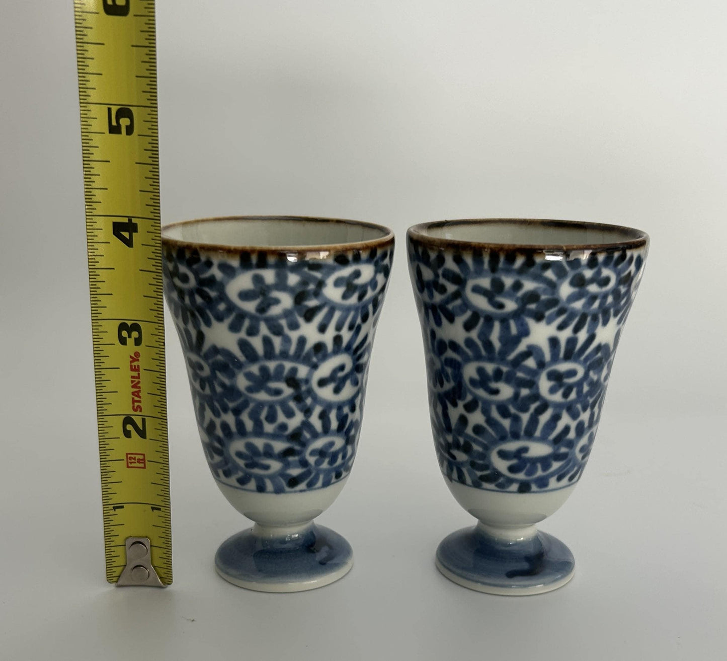 Vintage Pair of Japanese Hand Painted Footed Sake Cups, Imari Arita-yaki Ceramic Tea Cups